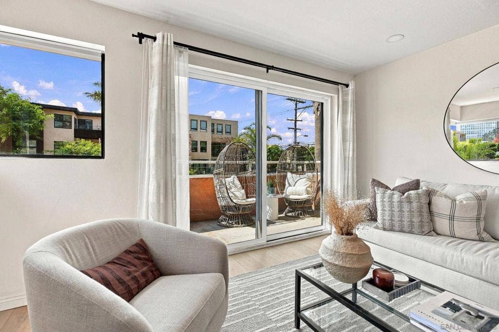 1115 Pearl, #3, La Jolla, CA 92037 1115 Pearl, #3, La Jolla, CA 92037