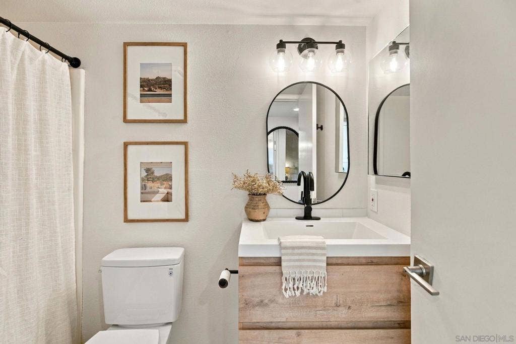 1115 Pearl, #3, La Jolla, CA 92037 1115 Pearl, #3, La Jolla, CA 92037