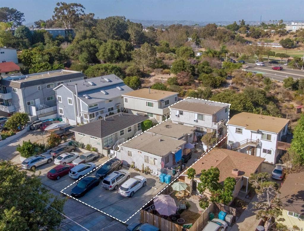 4314 Banning St, San Diego, CA 92107 4314 Banning St, San Diego, CA 92107