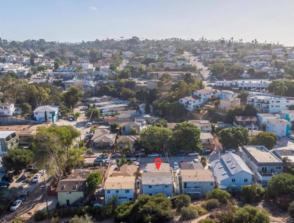 4314 Banning St, San Diego, CA 92107 4314 Banning St, San Diego, CA 92107