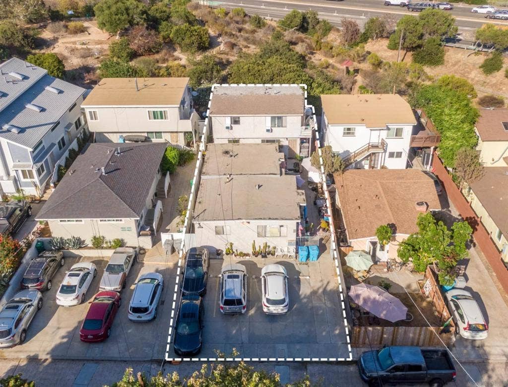 4314 Banning St, San Diego, CA 92107 4314 Banning St, San Diego, CA 92107