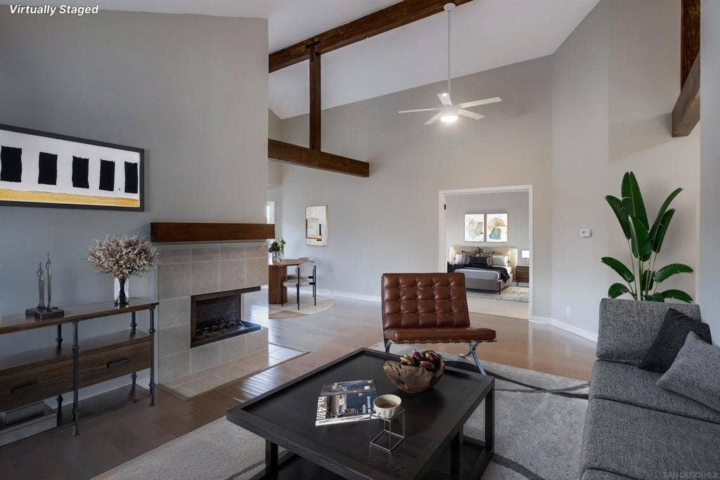 Digitally staged https://zimg.paragon.ice.com/ParagonImages/Property/PA/SDMLS/260024521/13/533/400/7fcd70921789d0df61716fe680faf251/3/25dba7ac4ebf0f96f52f05a1cc7d9199/260024521-fc8a4eea-3c69-432c-b430-fb288f7971f4.JPG