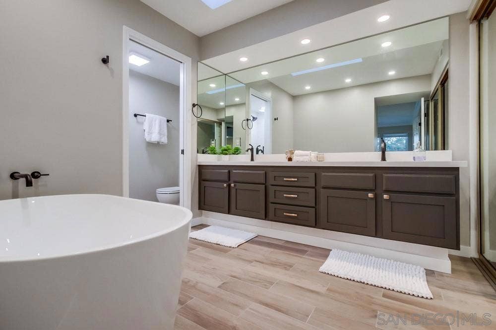 Primary Bath/Spa