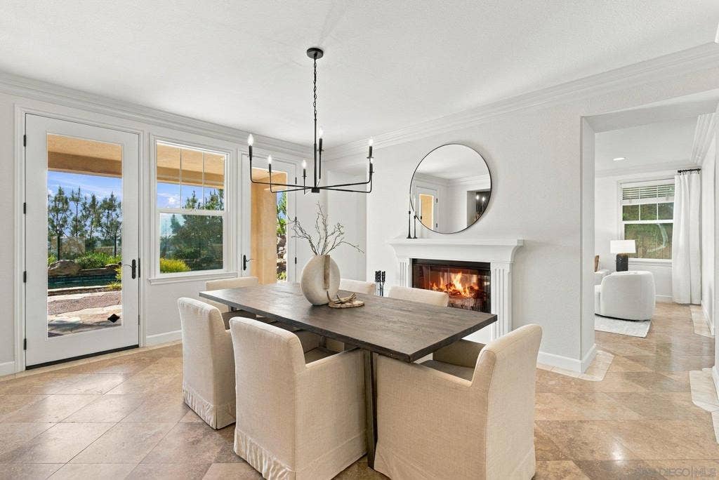 3562 Calle Palmito, Carlsbad, CA 92009 3562 Calle Palmito, Carlsbad, CA 92009