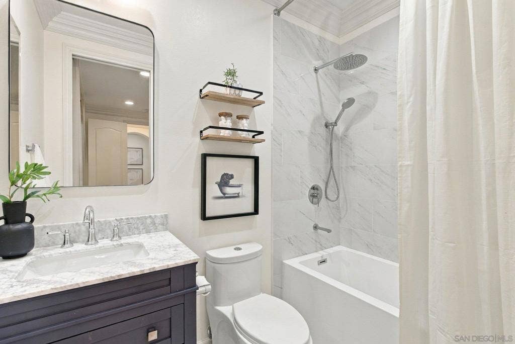 3562 Calle Palmito, Carlsbad, CA 92009 3562 Calle Palmito, Carlsbad, CA 92009