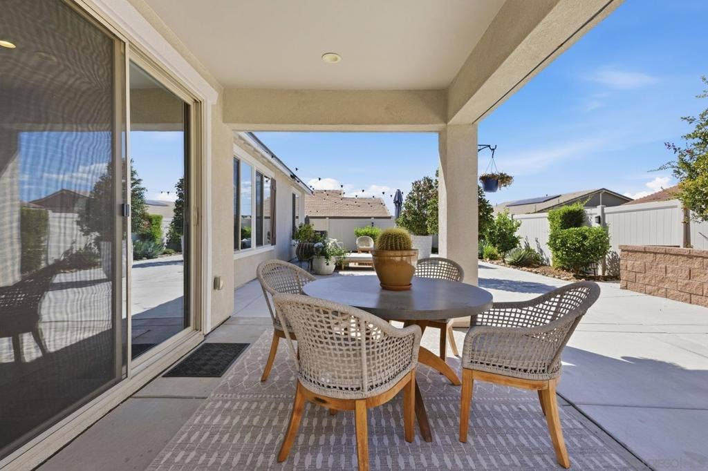 31573 Navy Sky Drive, Menifee, CA 92584