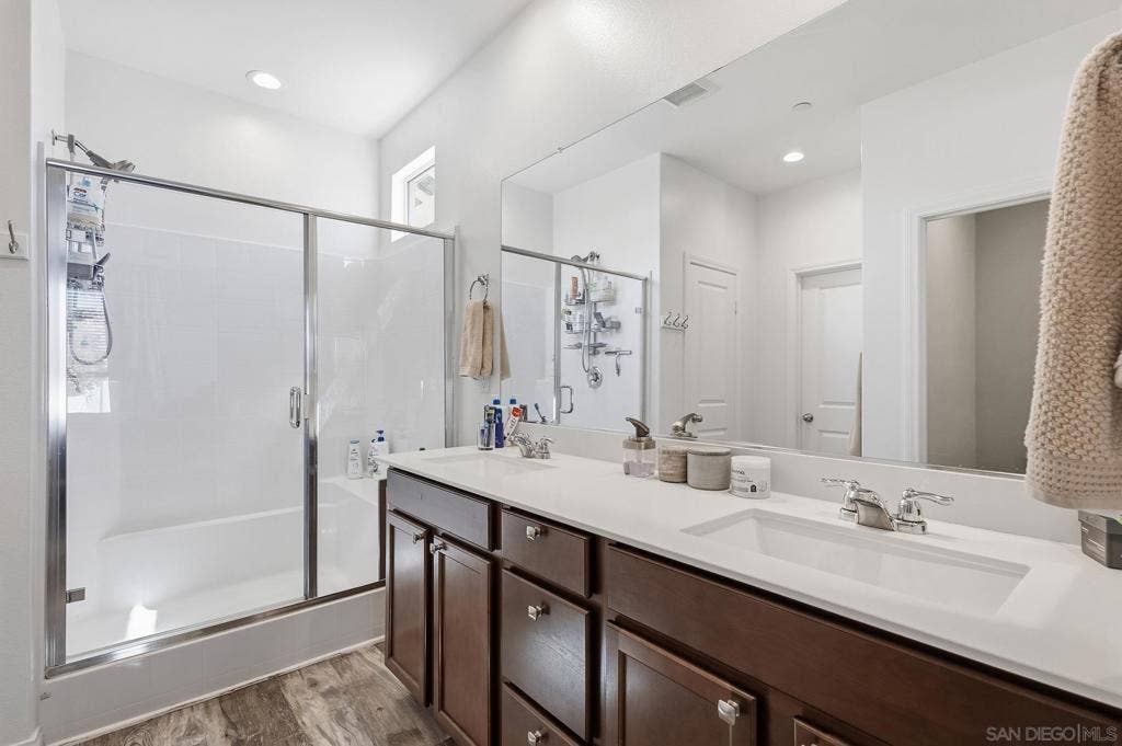 31573 Navy Sky Drive, Menifee, CA 92584
