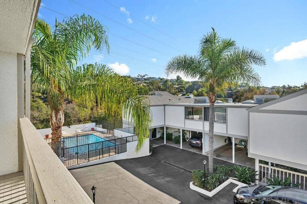2376 Altisma Way, #H, Carlsbad, CA 92009 2376 Altisma Way, #H, Carlsbad, CA 92009