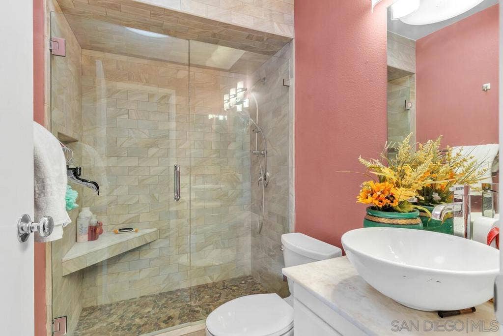 2376 Altisma Way, #H, Carlsbad, CA 92009 2376 Altisma Way, #H, Carlsbad, CA 92009