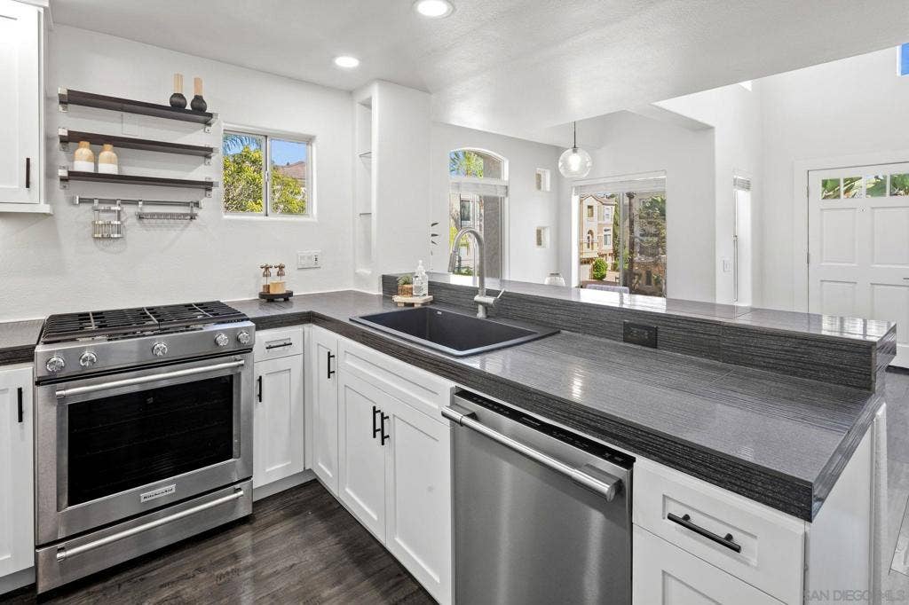 12646 Carmel Country Rd, #160, San Diego, CA 92130 12646 Carmel Country Rd, #160, San Diego, CA 92130