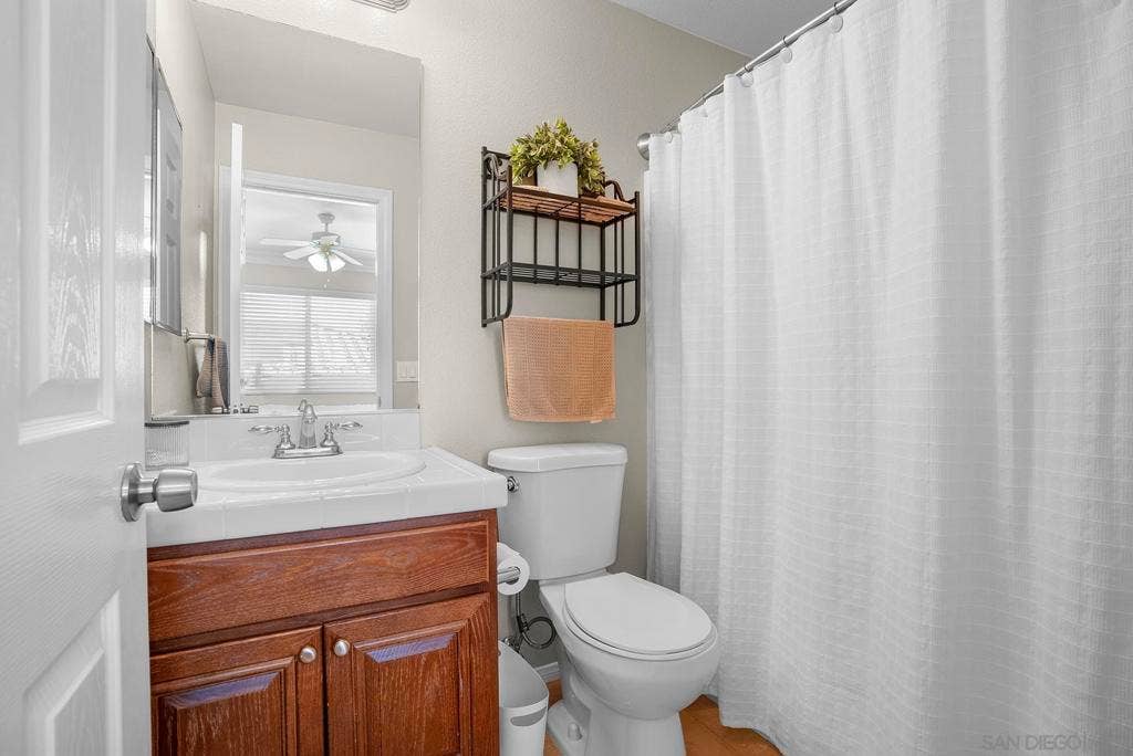 2555 Crooked Trail Rd, Chula Vista, CA 91914 2555 Crooked Trail Rd, Chula Vista, CA 91914
