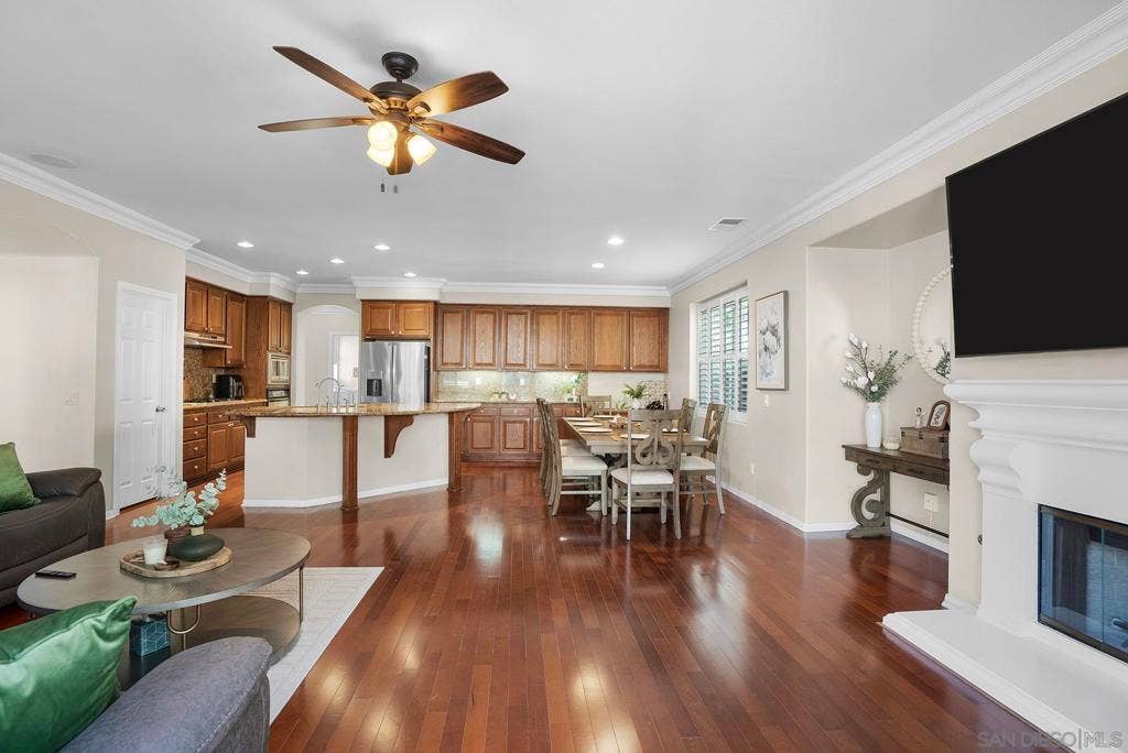 2555 Crooked Trail Rd, Chula Vista, CA 91914 2555 Crooked Trail Rd, Chula Vista, CA 91914
