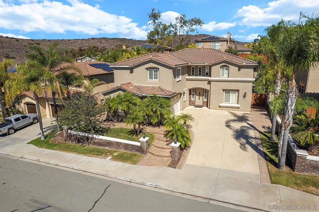 2555 Crooked Trail Rd, Chula Vista, CA 91914 2555 Crooked Trail Rd, Chula Vista, CA 91914