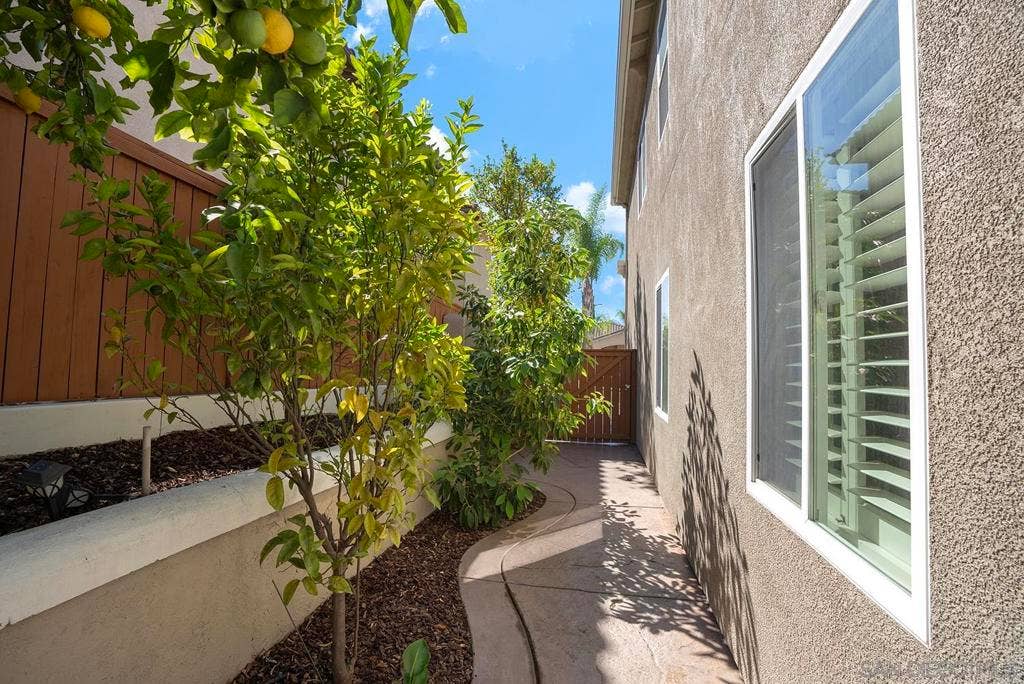 2555 Crooked Trail Rd, Chula Vista, CA 91914 2555 Crooked Trail Rd, Chula Vista, CA 91914