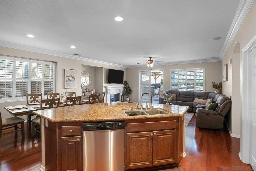 2555 Crooked Trail Rd, Chula Vista, CA 91914 2555 Crooked Trail Rd, Chula Vista, CA 91914