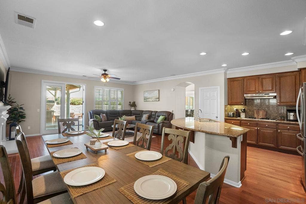 2555 Crooked Trail Rd, Chula Vista, CA 91914 2555 Crooked Trail Rd, Chula Vista, CA 91914