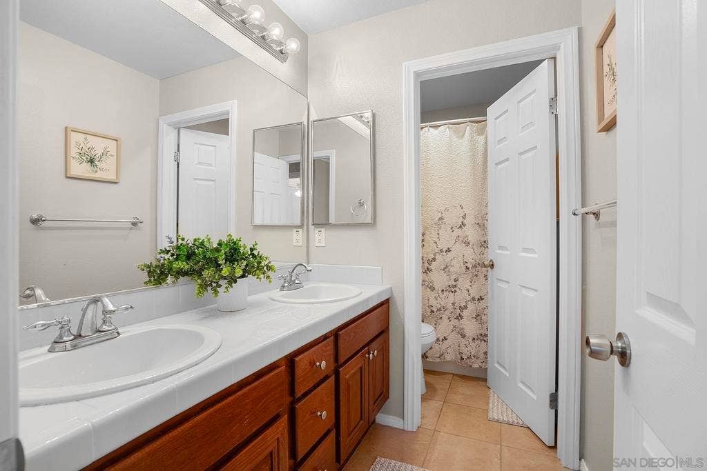 2555 Crooked Trail Rd, Chula Vista, CA 91914 2555 Crooked Trail Rd, Chula Vista, CA 91914