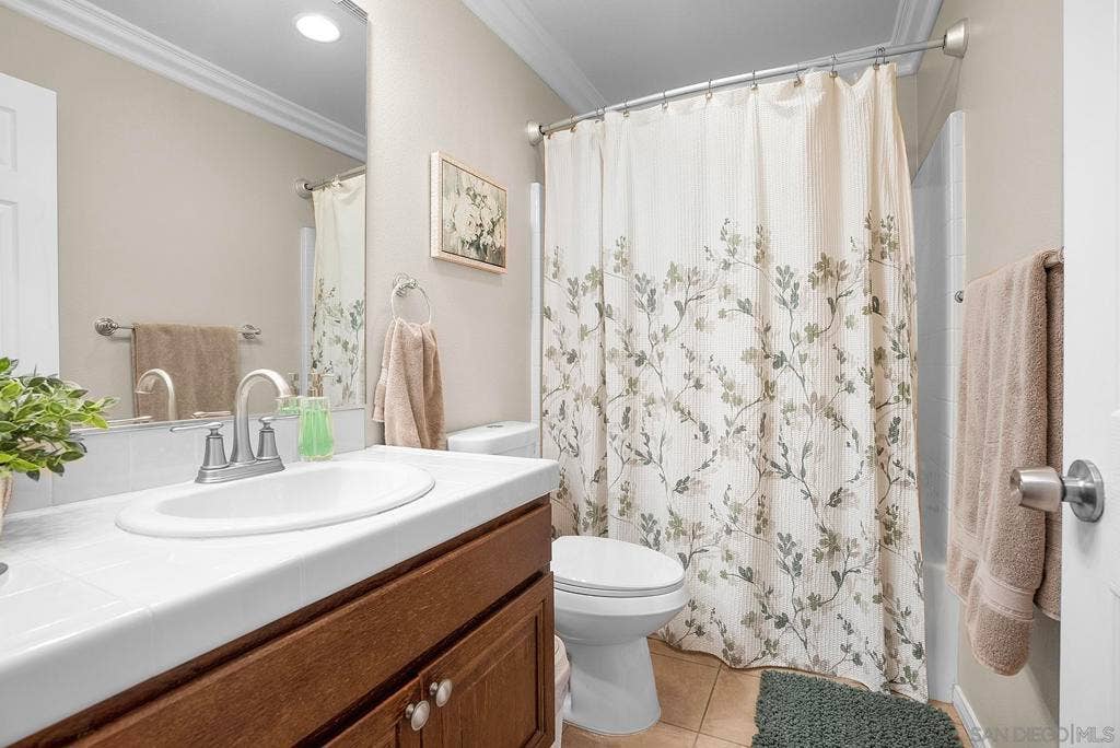 2555 Crooked Trail Rd, Chula Vista, CA 91914 2555 Crooked Trail Rd, Chula Vista, CA 91914