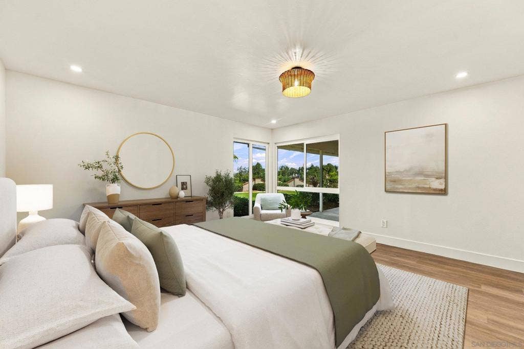 12602 Senda Acantilada, San Diego, CA 92128 https://zimg.paragon.ice.com/ParagonImages/Property/PA/SDMLS/-537612/21/533/400/1369305177727669912dda3fe3d334ff/3/70c7492f3255773d7e86d196f34f1517/-537612-9761bca4-f5c6-439f-b15a-e0c01a7b70ea.JPG