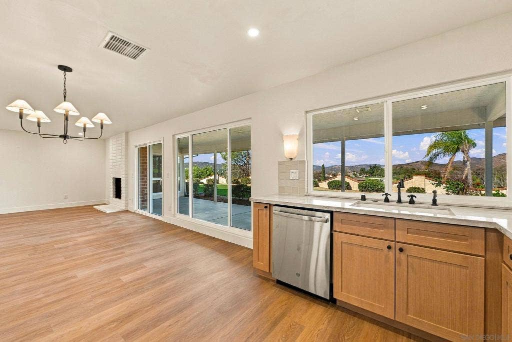 12602 Senda Acantilada, San Diego, CA 92128 12602 Senda Acantilada, San Diego, CA 92128