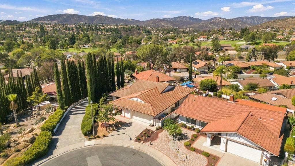 12602 Senda Acantilada, San Diego, CA 92128 12602 Senda Acantilada, San Diego, CA 92128