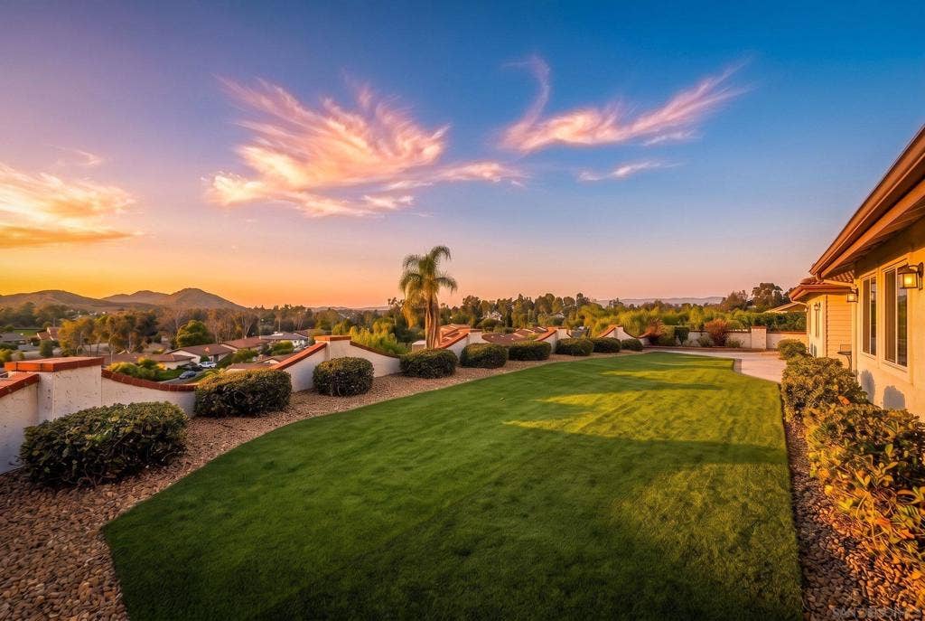 12602 Senda Acantilada, San Diego, CA 92128 https://zimg.paragon.ice.com/ParagonImages/Property/PA/SDMLS/-537612/27/533/400/5d10088f3c31287297862aee7955fe78/3/70c7492f3255773d7e86d196f34f1517/-537612-2a77a43b-378c-4062-be27-9b8e63505684.JPG