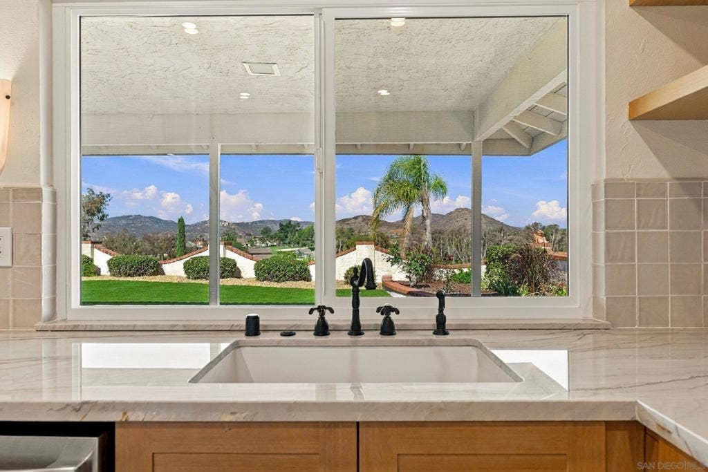 12602 Senda Acantilada, San Diego, CA 92128 12602 Senda Acantilada, San Diego, CA 92128