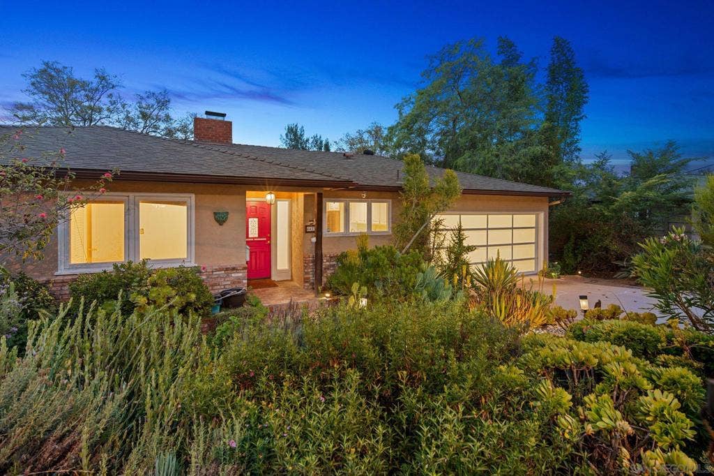 4413 Upland St, La Mesa, CA 91941 4413 Upland St, La Mesa, CA 91941
