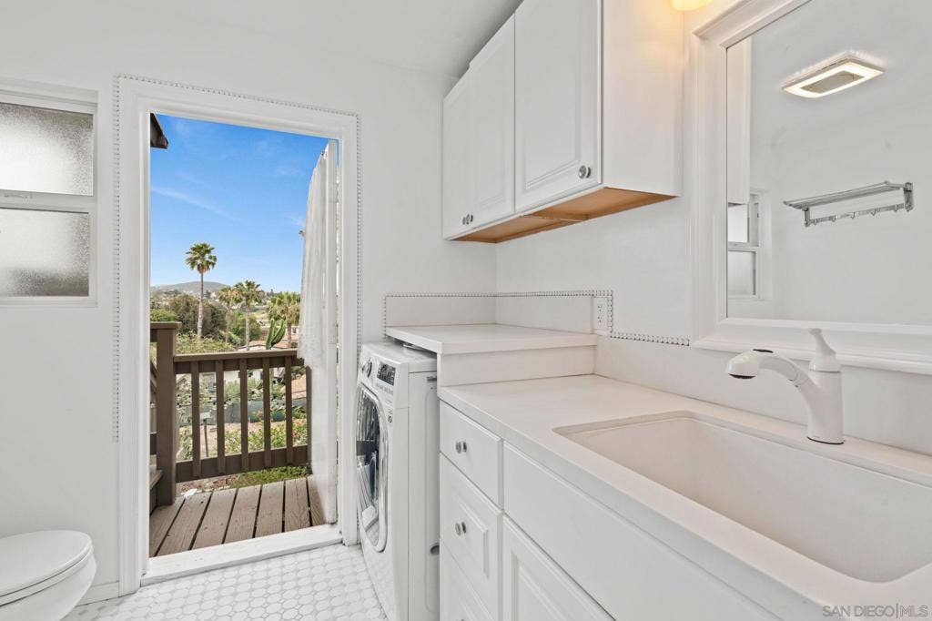 4413 Upland St, La Mesa, CA 91941 4413 Upland St, La Mesa, CA 91941