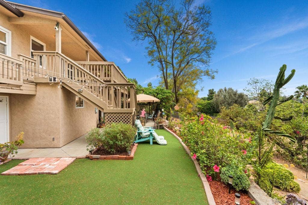 4413 Upland St, La Mesa, CA 91941 4413 Upland St, La Mesa, CA 91941