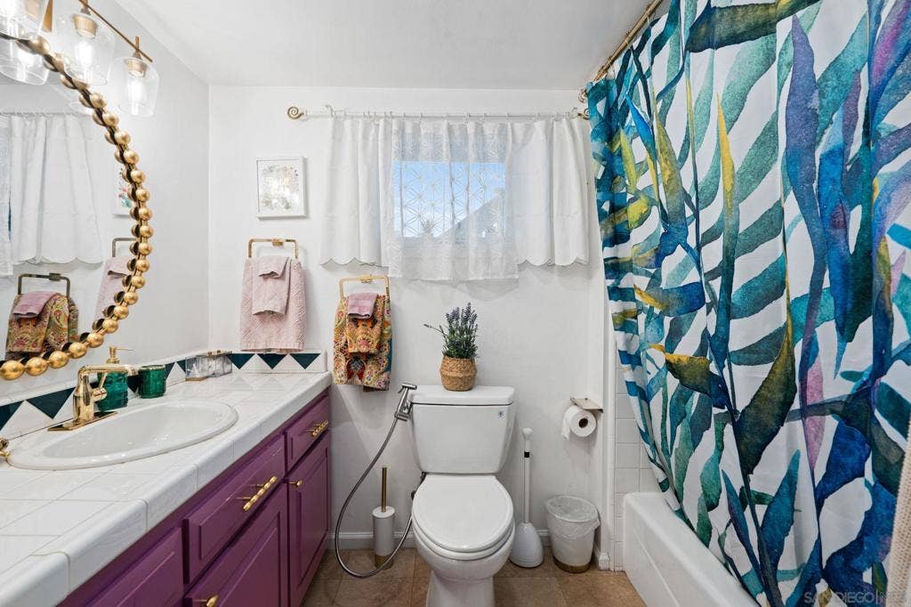 4413 Upland St, La Mesa, CA 91941 4413 Upland St, La Mesa, CA 91941