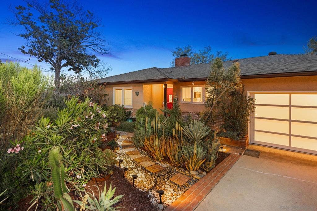 4413 Upland St, La Mesa, CA 91941 4413 Upland St, La Mesa, CA 91941