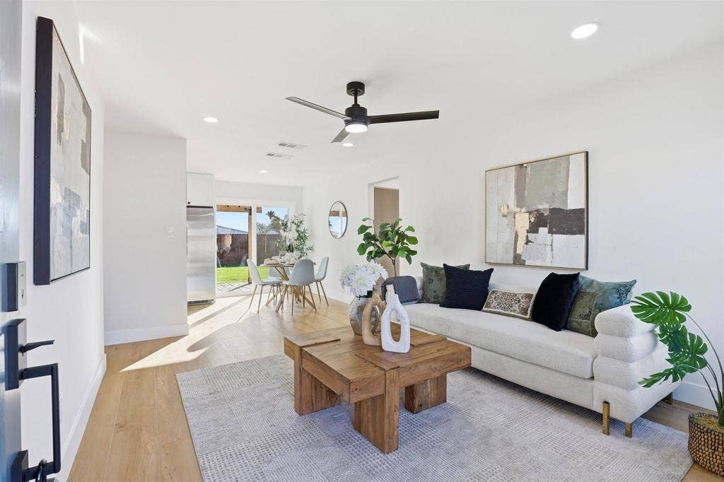 3069 Haidas Ave, San Diego, CA 92117 3069 Haidas Ave, San Diego, CA 92117