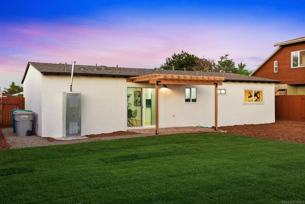3069 Haidas Ave, San Diego, CA 92117 3069 Haidas Ave, San Diego, CA 92117