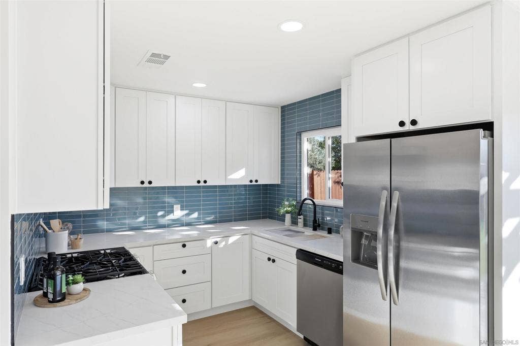 3069 Haidas Ave, San Diego, CA 92117 3069 Haidas Ave, San Diego, CA 92117