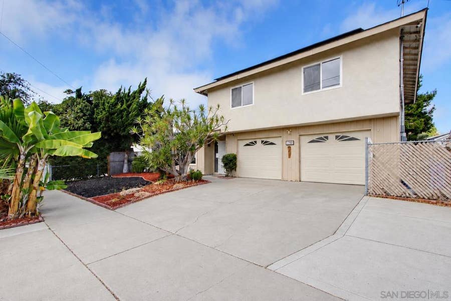 Property photo for 2190 Greenbrier Drive, Oceanside, CA