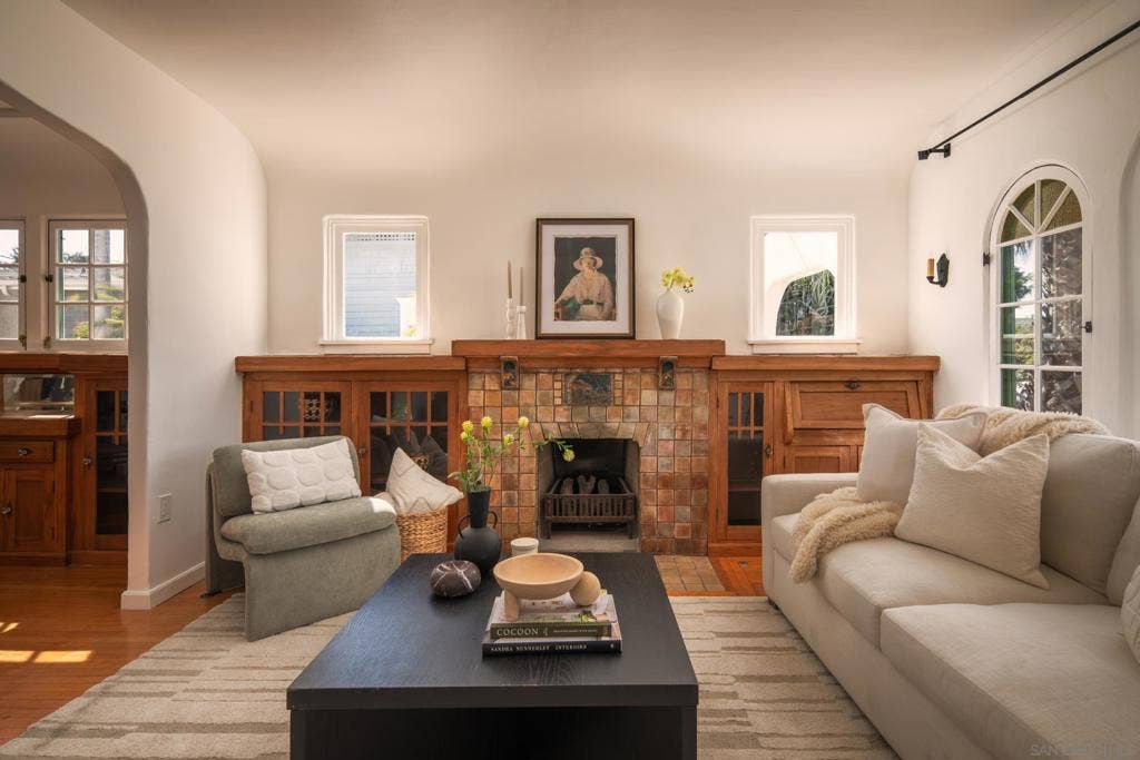 4865 33rd St., San Diego, CA 92116 4865 33rd St., San Diego, CA 92116