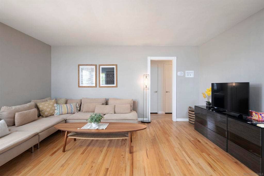8460 El Paso Street, La Mesa, CA 91942 8460 El Paso Street, La Mesa, CA 91942