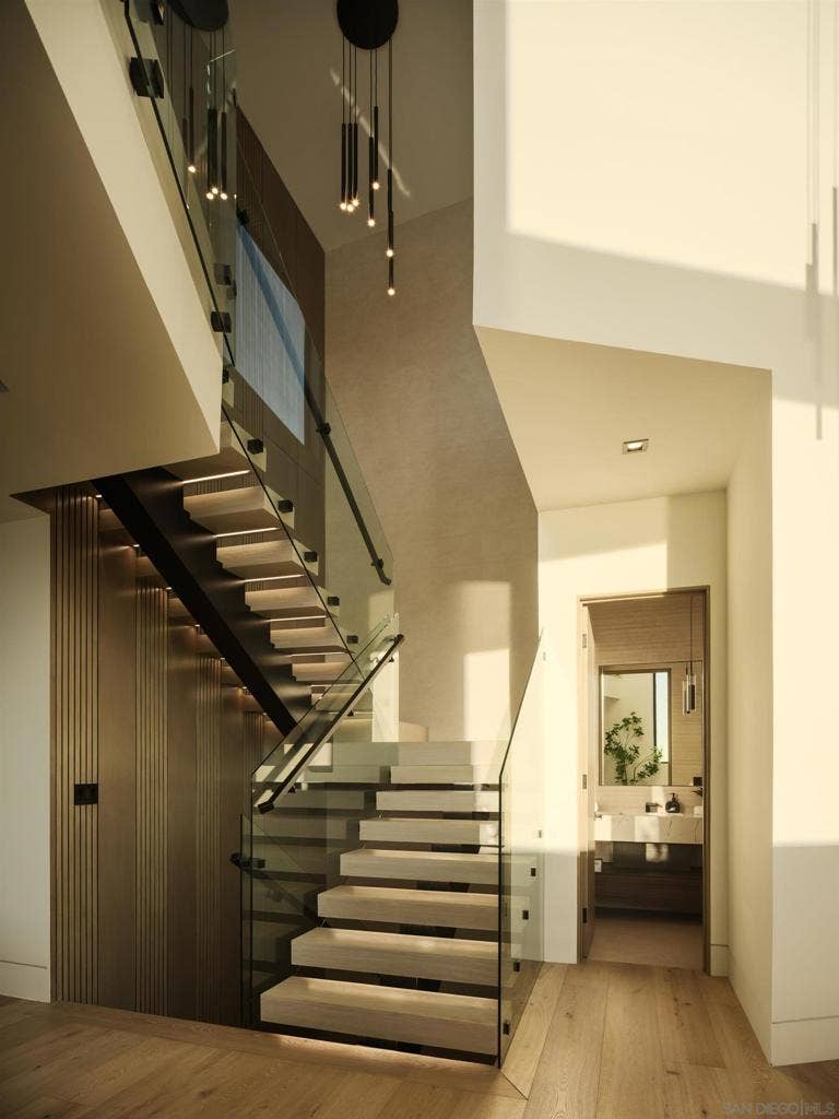 6627 Muirlands Dr, La Jolla, CA 92037
