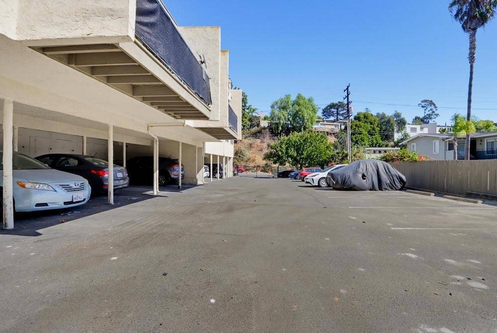 2850 Reynard, #9, San Diego, CA 92103