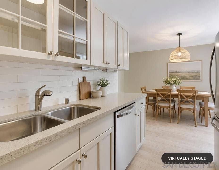 2850 Reynard, #9, San Diego, CA 92103