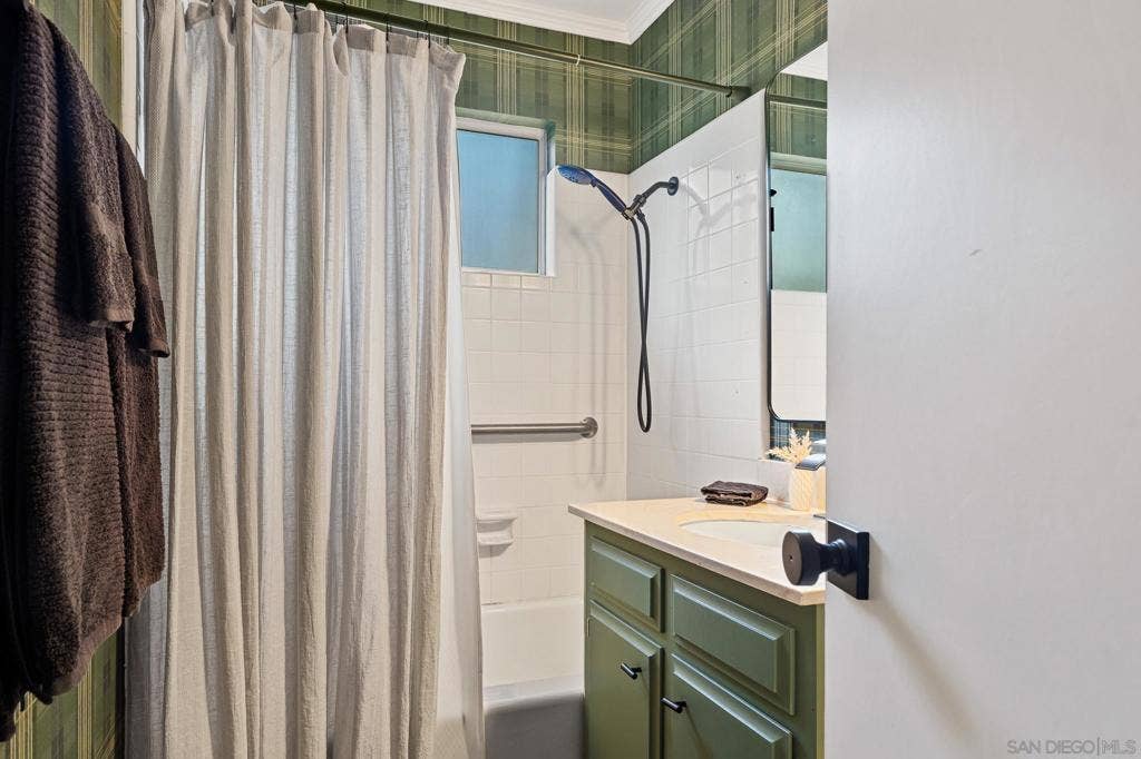 720 Buckingham Sq, Lake Arrowhead, CA 92352 720 Buckingham Sq, Lake Arrowhead, CA 92352