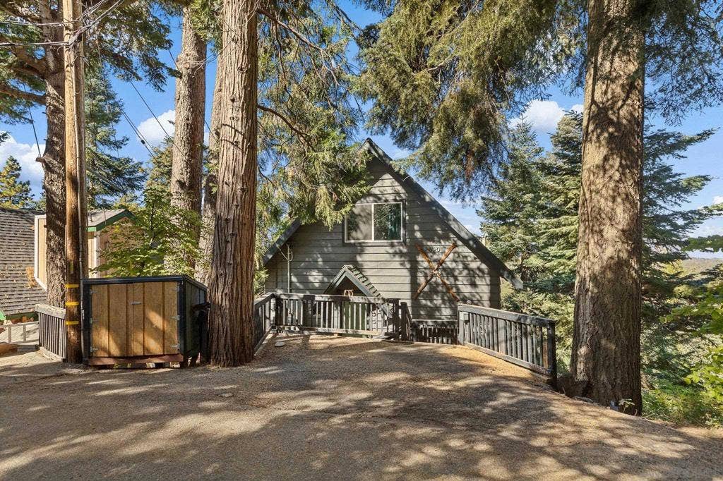 720 Buckingham Sq, Lake Arrowhead, CA 92352 720 Buckingham Sq, Lake Arrowhead, CA 92352