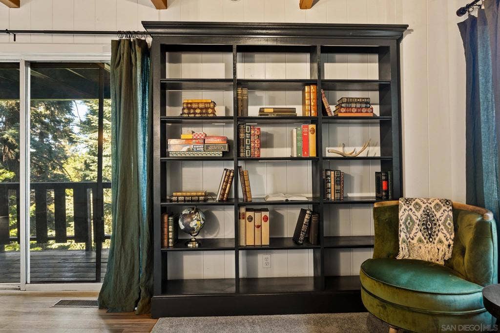 720 Buckingham Sq, Lake Arrowhead, CA 92352 720 Buckingham Sq, Lake Arrowhead, CA 92352