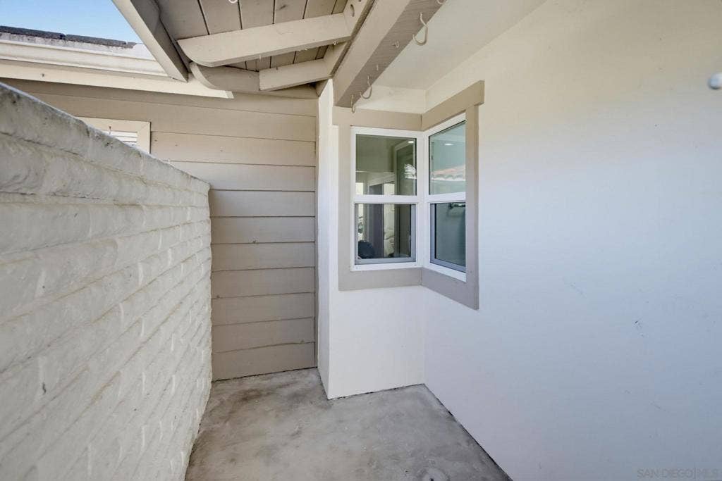 111 Delicias Ct, Solana Beach, CA 92075 111 Delicias Ct, Solana Beach, CA 92075