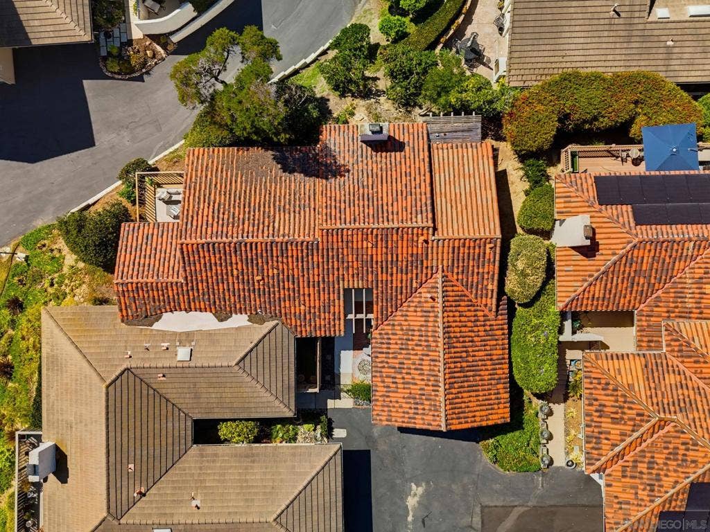 111 Delicias Ct, Solana Beach, CA 92075 111 Delicias Ct, Solana Beach, CA 92075