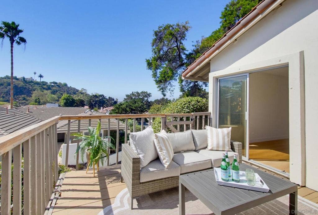 111 Delicias Ct, Solana Beach, CA 92075 111 Delicias Ct, Solana Beach, CA 92075