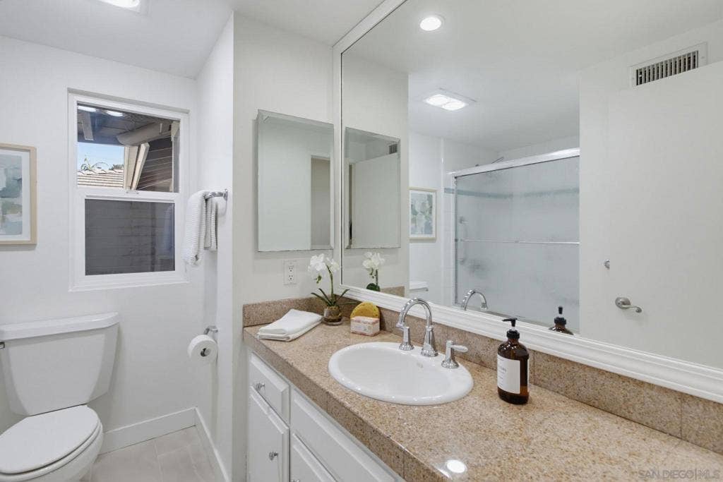 111 Delicias Ct, Solana Beach, CA 92075 111 Delicias Ct, Solana Beach, CA 92075