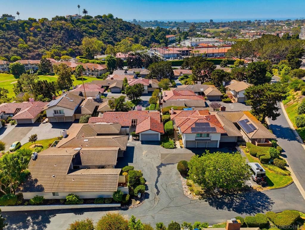 111 Delicias Ct, Solana Beach, CA 92075 111 Delicias Ct, Solana Beach, CA 92075