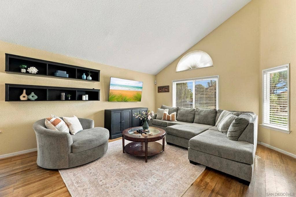 2742 Prairiestone, Escondido, CA 92027